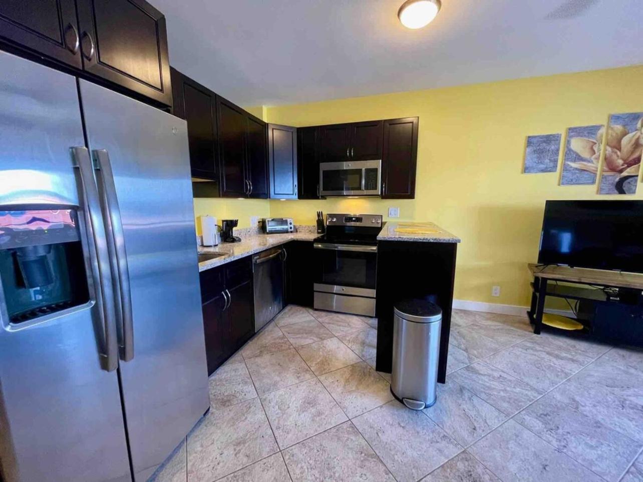 Couples Getaway 1Bed 1Bath Condo In Red Hook Nazareth Eksteriør billede